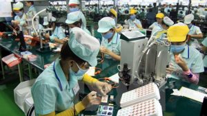 Công nghiệp hỗ trợ: Làm gì để "cất cánh"?