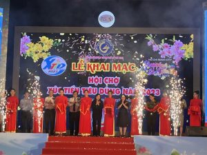 TP HCM tổ chức Hội chợ Xúc tiến tiêu dùng tại Công viên Văn hóa Đầm Sen- Ảnh 1.